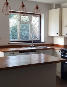 Bedroom-Kitchen-Table