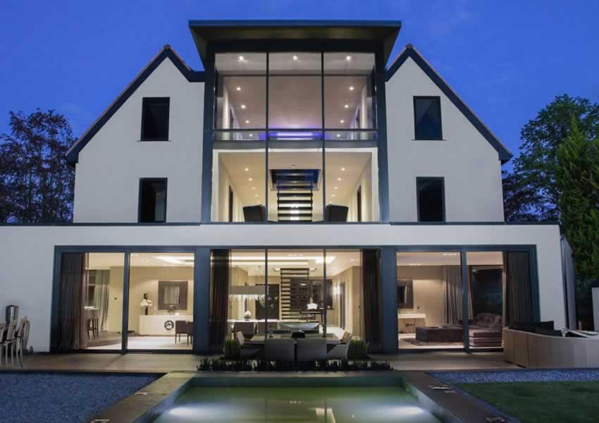 New build house with bespoke loft and house extension