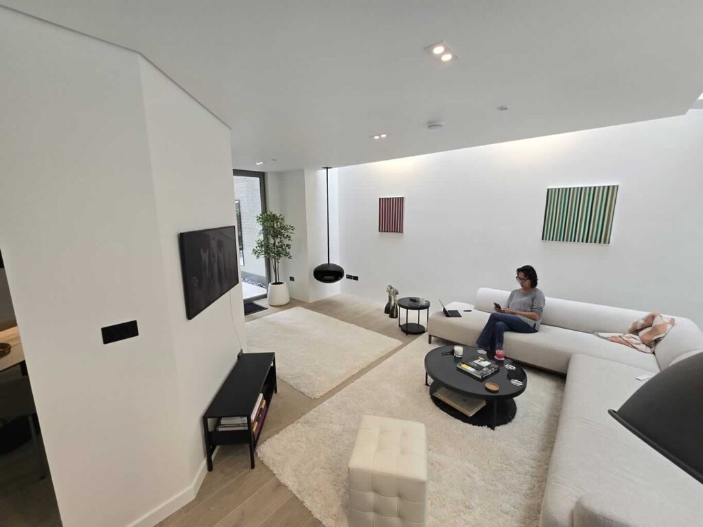 audley lounge