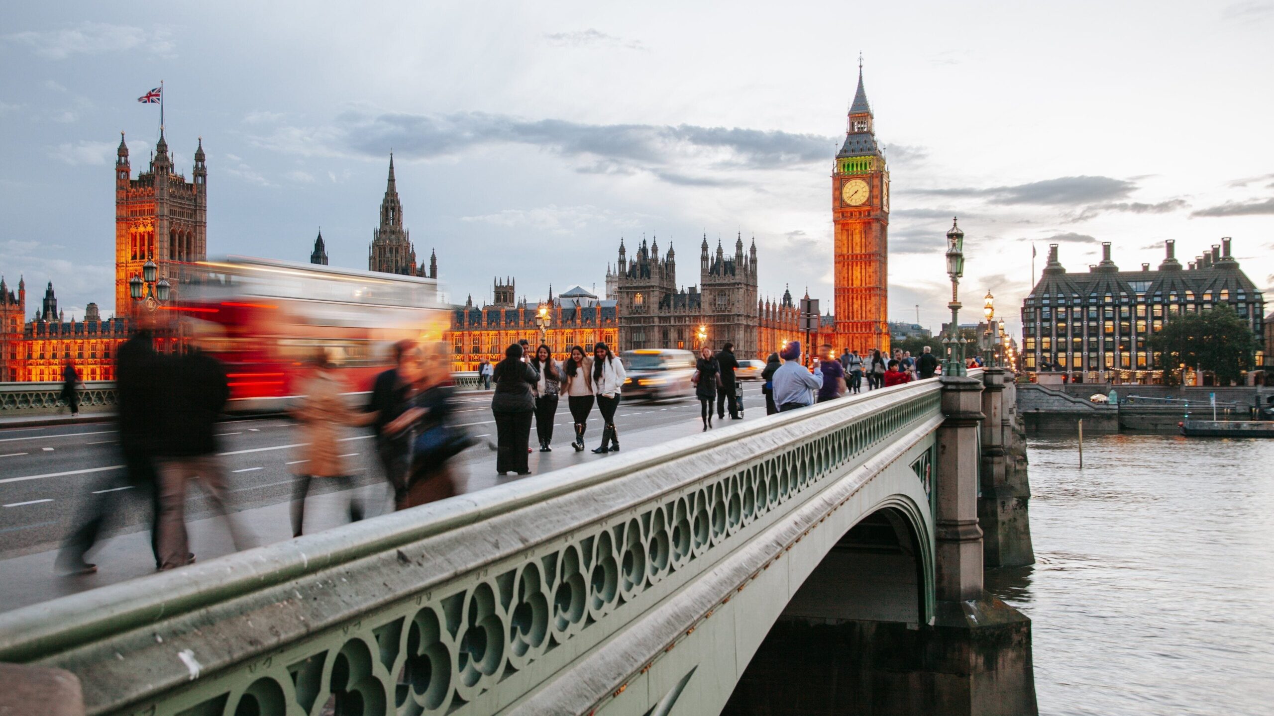 Westminster bridge and Houses of Parliament